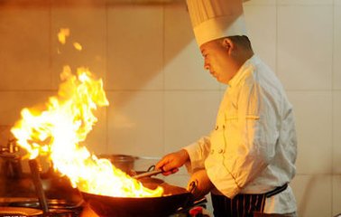 年關(guān)將近，該怎樣抓住氣候的變化讓餐廳火一把?。?！